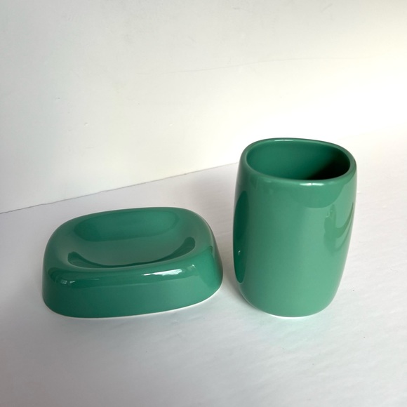 Vintage Bathroom Accessories Set 1980s - Picture 9 of 12